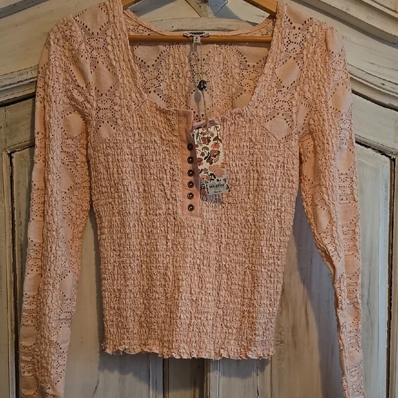 gimmicks by BKE Women's Pink Lace Top - Picture 2 of 4